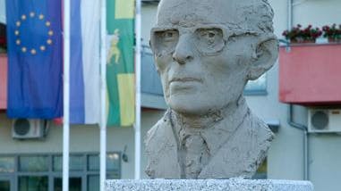 Spominsko obeležje Francu Jezi